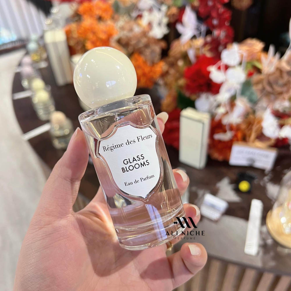 Régime des Fleurs Glass Blooms EDP